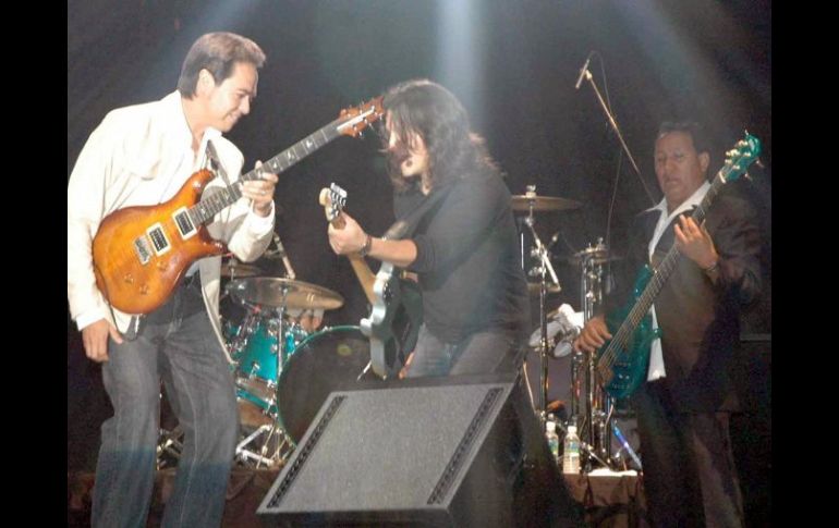 Para el `próximo otoño, los fans de Los Temerarios tendrán nuevo material para deleitarse. ARCHIVO  /