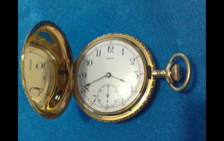 ''Ínterin'', significa ''intervalo de tiempo que transcurre entre dos hechos''. ESPECIAL  /