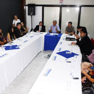 Transparencia como herramienta ciudadana, ofrece Cárdenas