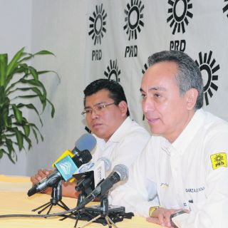 Fernando Garza promete apoyo a comunidades indígenas