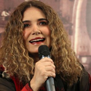 Tania Libertad celebra 50 años de trayectoria