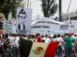 Integrantes de #YoSoy132 saldrán en una marcha que partirá de la estación del Tren Cristóbal de Oñate rumbo a Plaza Liberación. ARCHIVO  /