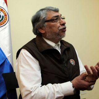 Lugo recurrirá a cortes internacionales, ve ''muy difícil'' volver al poder