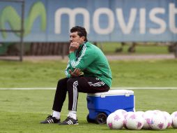 José Manuel 'Chepo' de la Torre estuvo atento en la práctica de la Olímpica. MEXSPORT  /