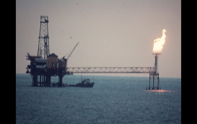 El potencial petrolero de las Malvinas constituye uno de los principales puntos de fricción en la disputa por su soberanía. ARCHIVO  /