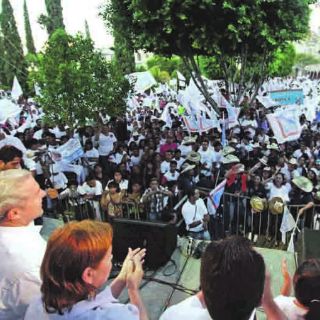 Fernando Guzmán concluye campaña en La Barca