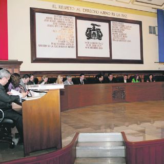 Panistas proponen límites a la facultad para descuentos en multas