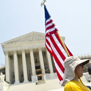 Hispanos, los más beneficiados por validación de reforma de salud