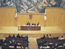 El Consejo General Universitario realizó ayer una sesión extraordinaria.  /