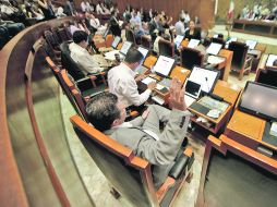 Legisladores locales votan por reformas que deben ser publicadas por el gobernador del Estado en el Periódico Oficial El Estado de Jal  /