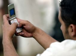 Los padres de la jovencita han solicitado a la empresa telefónica proporcione la ubicación de la línea.  ARCHIVO  /