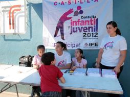 La consulta se realizó el 29 de abril de 2012 en todo el país. ARCHIVO  /