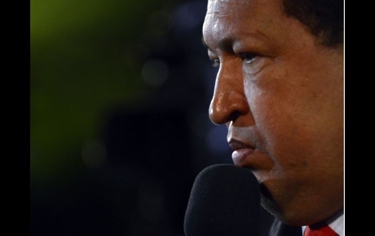 Hugo Chávez debatirá junto con otros mandatarios la destitución de Fernando Lugo de la presidencia de Paraguay. AFP  /