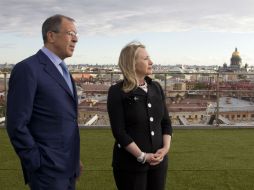 El canciller ruso Serguei Lavrov durante un encuentro con su homóloga estadounidense, Hillary Clinton. AP  /