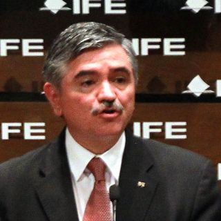 Los mexicanos confían en el IFE, afirma Valdés