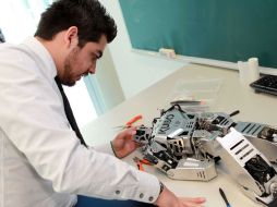 La mecatrónica, área en la que se desenvuelve el estudio de la UANL, es una disciplina que colabora en la creación de robots. ARCHIVO  /