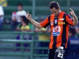 Raúl Tamudo ya anotó con su nueva playera en el futbol mexicano. MEXSPORT  /