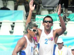 Los mexicanos Aldo Miramontes y Juan Virgen derrotaron a Chile para mantener la esperanza de ir a Juegos Olímpicos. MEXSPORT  /