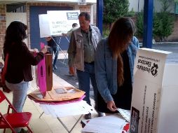 A las 8 de la mañana debería estar listo todo el equipo para recibir a votantes.  /