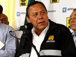 Zambrano acompañó al candidato Andrés Manuel López Obrador a emitir su voto. NOTIMEX  /