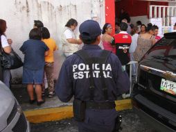 El intento de robo derivó en que se cerraran las puertas de la escuela primaria, donde se realizaban los comicios. EFE  /