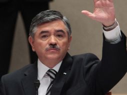 El consejero del IFE, Leonardo Valdés Zurita, anunció que a las 23:45 horas difundirá estimaciones de la votación. NTX  /