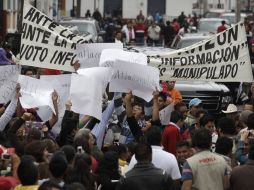 Apoyados por varios ciudadanos, integrantes del movimiento #YoSoy132 han anunciado sus primeros planes de acción. AP  /