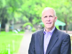 Curso de verano. Emprendimiento y plan de negocios fue el taller que Brandon Price impartió. ESPECIALITESO  /