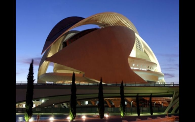 En Valencia, los majestuosos edificios de este ingeniero son la mejor infraestructura para espectáculos musicales. ESPECIAL  /