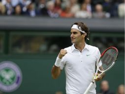 ''Parecía que tenía problemas, pero tuve la fortuna de reponerme'', afirmó Federer tras el duelo. AP  /