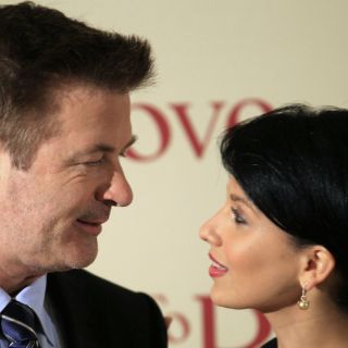 Se casa Alec Baldwin con su instructora de yoga