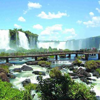 Recolectores de basura ayudan a frenar la contaminación en Brasil