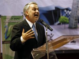 El gobernador del Estado, Emilio González, pidió que se siga apoyando a los jóvenes en el deporte.  /