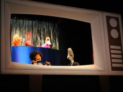 El presentador Tulio Triviño y su equipo.  /