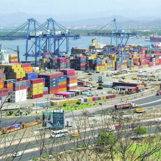 Invierten 600 MDP en el puerto de Manzanillo