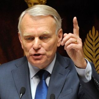 París sube impuestos para cumplir con recorte de déficit