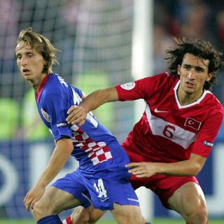 El Valencia confirma que Mehmet Topal se va