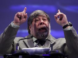 Steve Wozniak, fundador junto con Steve Jobs de Apple, impartió conferencia sobre computación e internet en Chile. EFE  /