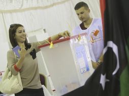 El sábado se celebran los primeros comicios legislativos en el país desde 1964, de los que deberá surgir una asamblea. EFE  /