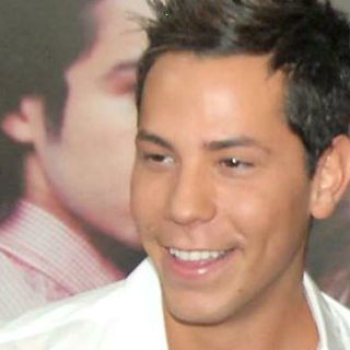 Presenta Christian Chávez su EP titulado ''Esencial'