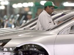 Argentina fijó un arancel de 35 por ciento a los autos mexicanos. ARCHIVO  /