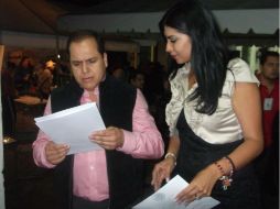 Luis Armando Córdoba Villalobos,ahora diputado federal, recibe su constancia de mayoría de votos. ESPECIAL  /