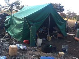 Imagen del campamento que los militares dejaron inoperante y era propiedad de los sicarios. ESPECIAL  /
