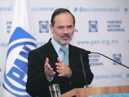 Gustavo Madero evitó contestar al senador Santiago Creel, quien acusó al panismo de abandonar a su suerte a Vázquez Mota. NTX  /