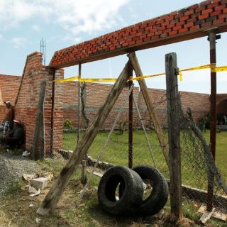 Logran detener más edificaciones dentro de Presa El Ahogado