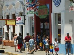 La Profeco implementa medidas para proteger los derechos de los consumidores nacionales y extranjeros en todo el país. ARCHIVO  /