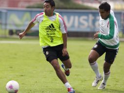 Marco Fabián (i) mantiene la ilusión por ganar una medalla olímpica. MEXSPORT  /