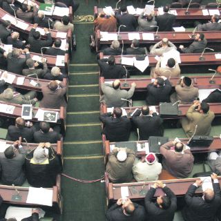 Presidente egipcio ordena el regreso del Parlamento disuelto