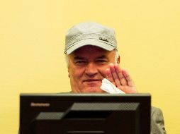 El juicio al ex líder militar serbobosnio Ratko Mladic se reanudó hoy en el Tribunal Penal Internacional. ARCHIVO  /