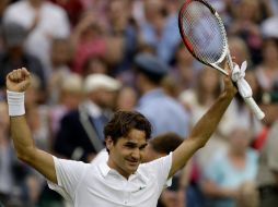 Federer recuperó el primer puesto de la clasificación mundial de la ATP tras su victoria el domingo en Wimbledon. ARCHIVO  /
